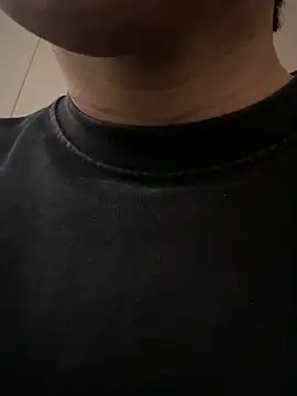 Snapshot of POCARI_SWEAT chatting on December 14, 2025, 12:32 pm POCARI SWEAT online show from December 14, 2025, 12:32 pm