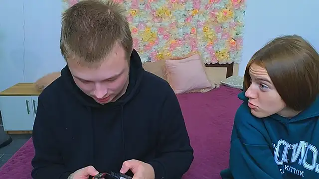  Olli  Stiw  online show from September 16, 2025, 6:03 am