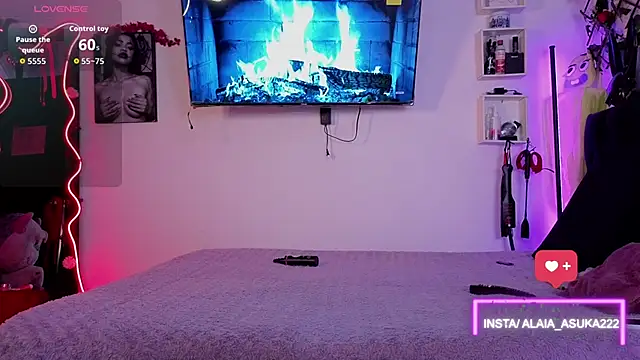 Alaia Asuka online show from October 31, 2025, 12:22 am