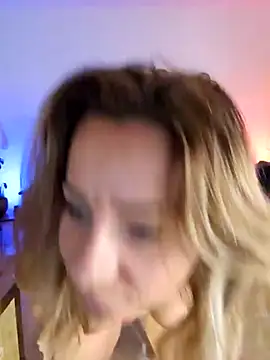 angela 88 online show from February 25, 2025, 10:39 pm