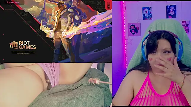 crystal7u7 online show from October 6, 2025, 8:17 pm