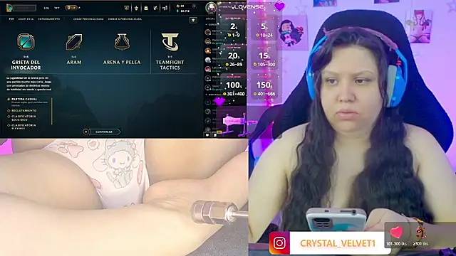 crystal7u7 online show from October 25, 2025, 8:36 pm