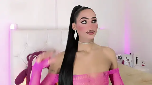 Snapshot of amal_baddell chatting on November 29, 2025, 8:01 pm amal baddell online show from November 29, 2025, 8:01 pm