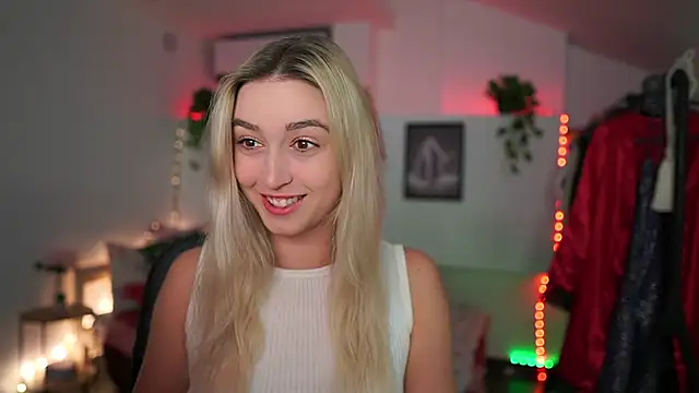 Snapshot of Alexis___Texas chatting on December 10, 2024, 7:11 pm Alexis Texas online show from December 10, 2024, 7:11 pm