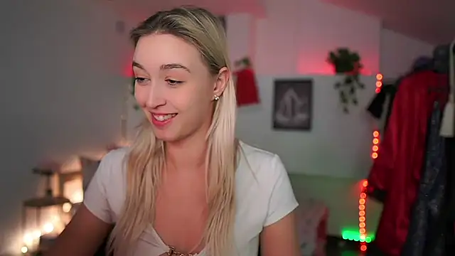 Snapshot of Alexis___Texas chatting on December 11, 2024, 11:00 pm Alexis Texas online show from December 11, 2024, 11:00 pm