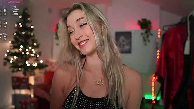 Snapshot of Alexis___Texas chatting on December 31, 2024, 2:14 pm Alexis Texas online show from December 31, 2024, 2:14 pm