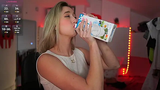 Snapshot of Alexis___Texas chatting on March 9, 2025, 10:08 pm Alexis Texas online show from March 9, 2025, 10:08 pm