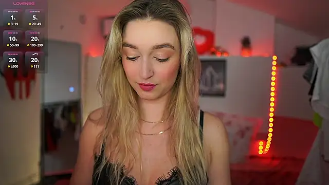 Snapshot of Alexis___Texas chatting on March 12, 2025, 7:49 pm Alexis Texas online show from March 12, 2025, 7:49 pm