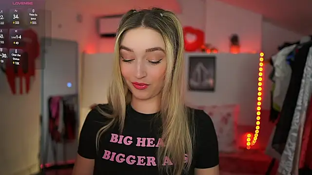 Snapshot of Alexis___Texas chatting on March 18, 2025, 7:20 pm Alexis Texas online show from March 18, 2025, 7:20 pm