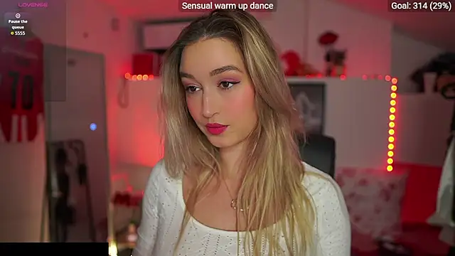 Snapshot of Alexis___Texas chatting on November 4, 2025, 2:16 pm Alexis Texas online show from November 4, 2025, 2:16 pm