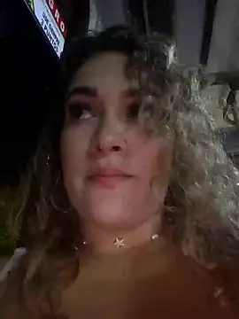 Sara smiiith211 online show from October 23, 2025, 12:10 am