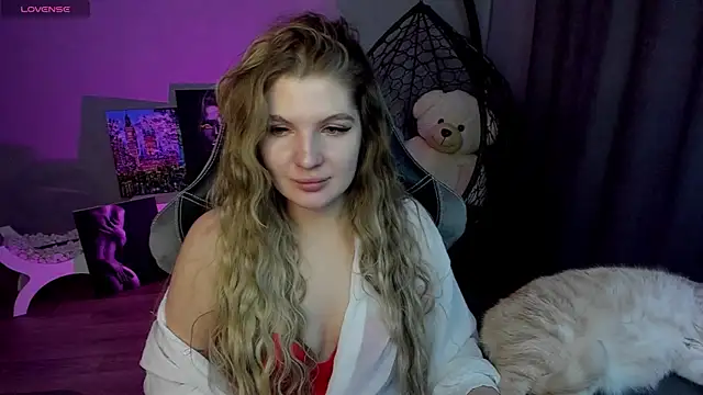 Snapshot of lily_williamss chatting on January 22, 2025, 2:56 pm lily williamss online show from January 22, 2025, 2:56 pm