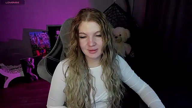 Snapshot of lily_williamss chatting on January 28, 2025, 12:26 am lily williamss online show from January 28, 2025, 12:26 am