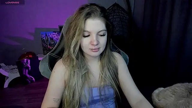 Snapshot of lily_williamss chatting on February 1, 2025, 1:02 am lily williamss online show from February 1, 2025, 1:02 am