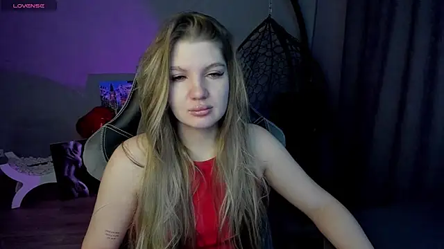 Snapshot of lily_williamss chatting on February 5, 2025, 12:31 am lily williamss online show from February 5, 2025, 12:31 am