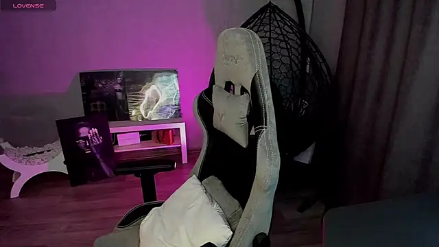 Snapshot of lily_williamss chatting on March 14, 2025, 1:05 am lily williamss online show from March 14, 2025, 1:05 am