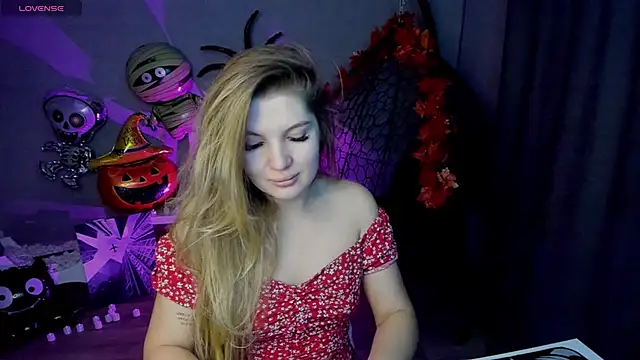 Snapshot of lily_williamss chatting on October 23, 2025, 12:21 am lily williamss online show from October 23, 2025, 12:21 am