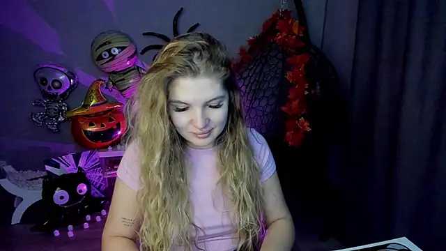 Snapshot of lily_williamss chatting on October 27, 2025, 12:15 am lily williamss online show from October 27, 2025, 12:15 am