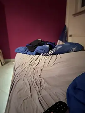 Bennyben8604 online show from February 11, 2025, 12:59 am