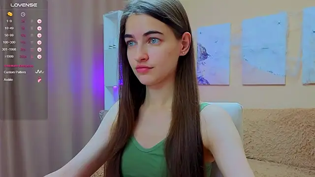 Snapshot of AstoriyaNight chatting on November 13, 2025, 10:03 am AstoriyaNight online show from November 13, 2025, 10:03 am