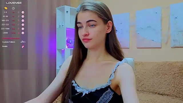 Snapshot of AstoriyaNight chatting on November 20, 2025, 10:04 am AstoriyaNight online show from November 20, 2025, 10:04 am