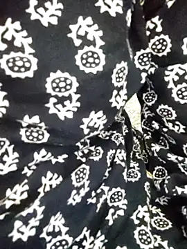 Snapshot of Aaradhya chatting on February 27, 2025, 1:05 am Aaradhya online show from February 27, 2025, 1:05 am