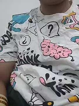 Snapshot of Aaradhya chatting on March 15, 2025, 11:08 am Aaradhya online show from March 15, 2025, 11:08 am