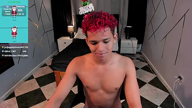 Snapshot of Noah_Smith04 chatting on December 15, 2024, 2:48 pm Noah Smith04 online show from December 15, 2024, 2:48 pm