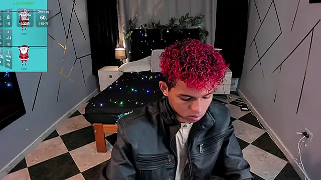 Snapshot of Noah_Smith04 chatting on December 16, 2024, 11:44 am Noah Smith04 online show from December 16, 2024, 11:44 am