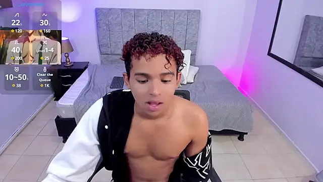 Snapshot of Noah_Smith04 chatting on January 10, 2025, 2:55 pm Noah Smith04 online show from January 10, 2025, 2:55 pm