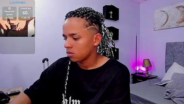 Snapshot of Noah_Smith04 chatting on January 12, 2025, 12:23 pm Noah Smith04 online show from January 12, 2025, 12:23 pm