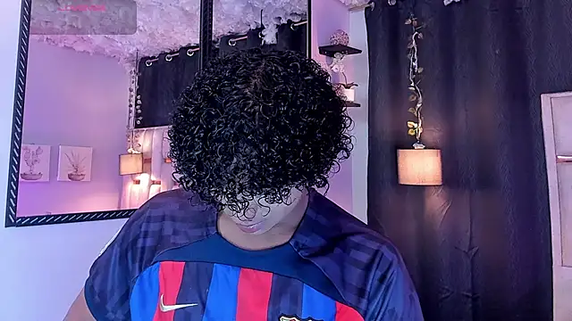 Snapshot of Noah_Smith04 chatting on November 18, 2025, 12:20 pm Noah Smith04 online show from November 18, 2025, 12:20 pm