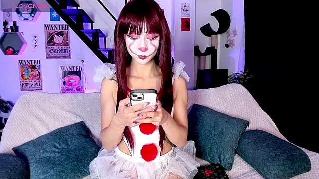 MonxxsLove online show from October 10, 2025, 3:05 am