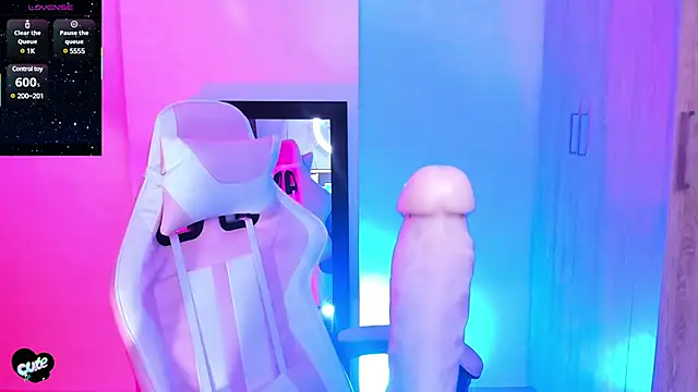 Saskyaa online show from March 22, 2025, 7:53 pm