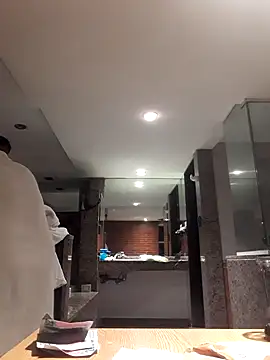 Snapshot of DonVillanova chatting on February 2, 2025, 3:21 am DonVillanova online show from February 2, 2025, 3:21 am