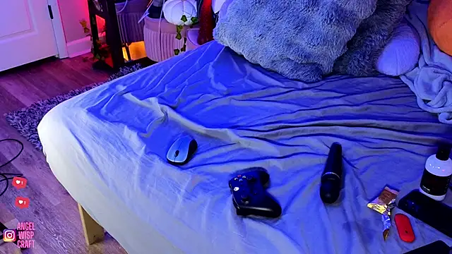 Angel-Lewd-Cake online show from February 16, 2025, 9:37 am