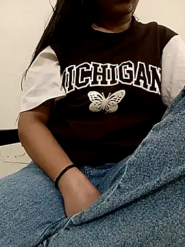 Snapshot of sweet_jia23 chatting on November 7, 2025, 4:45 am sweet jia23 online show from November 7, 2025, 4:45 am