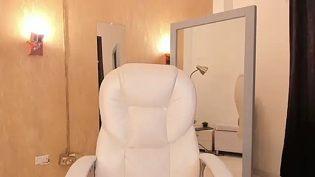 your khloe online show from February 12, 2025, 5:05 pm