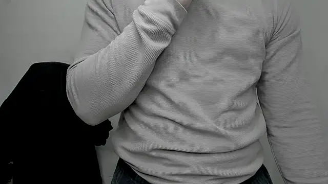 layneinchains online show from December 14, 2024, 4:12 am