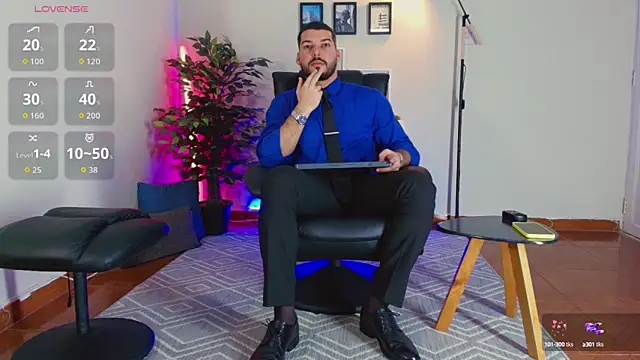 HenryBenso online show from October 3, 2025, 5:43 pm