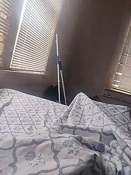 juniorpr69 online show from November 30, 2025, 2:32 pm