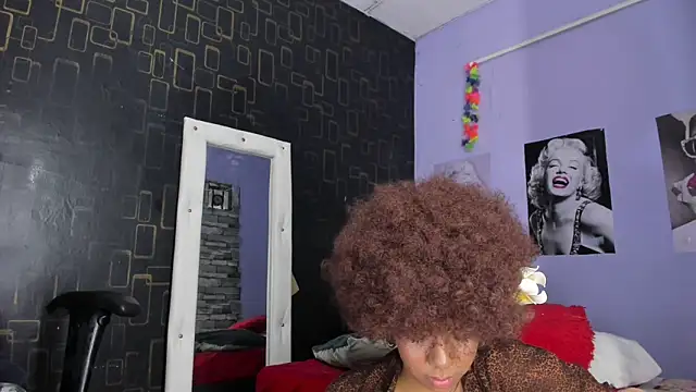 Alika01 online show from February 7, 2025, 11:24 pm