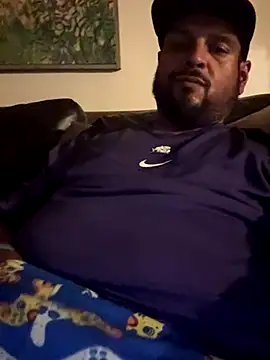 Snapshot of MrDickUdown24_7 chatting on October 6, 2025, 11:40 am MrDickUdown24 7 online show from October 6, 2025, 11:40 am