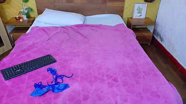 Mrs booty online show from February 12, 2025, 2:21 pm