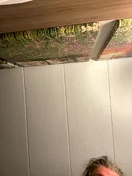 Snapshot of Helmut1971 chatting on October 1, 2025, 9:10 pm Helmut1971 online show from October 1, 2025, 9:10 pm