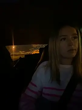 Snapshot of StasyWood chatting on December 13, 2024, 1:48 am StasyWood online show from December 13, 2024, 1:48 am