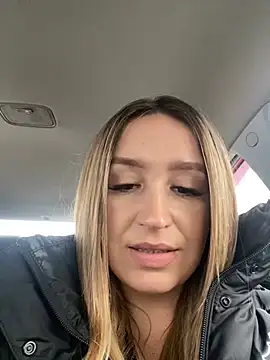 Snapshot of StasyWood chatting on January 11, 2025, 4:27 am StasyWood online show from January 11, 2025, 4:27 am