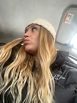 Snapshot of StasyWood chatting on January 13, 2025, 7:54 am StasyWood online show from January 13, 2025, 7:54 am