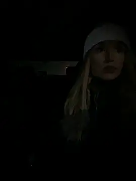 Snapshot of StasyWood chatting on January 17, 2025, 1:04 am StasyWood online show from January 17, 2025, 1:04 am