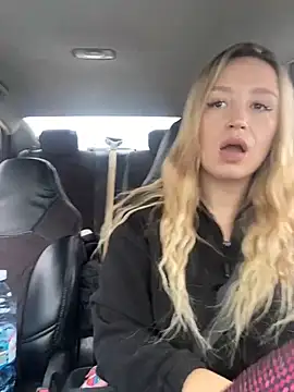 Snapshot of StasyWood chatting on January 19, 2025, 4:01 am StasyWood online show from January 19, 2025, 4:01 am